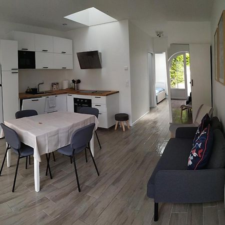 Charmant Et Lumineux Logement, Au Coeur De Cabourg Zewnętrze zdjęcie