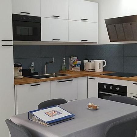 Charmant Et Lumineux Logement, Au Coeur De Cabourg Zewnętrze zdjęcie